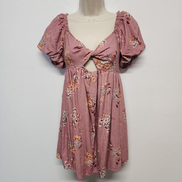 Altar'd State Floral Puff Sleeve Mini Dress Size M Mauve Twist Front Cottage - Picture 1 of 9
